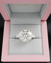 Load image into Gallery viewer, 5.33ct Rare Natural F Colour Diamond Platinum Ring