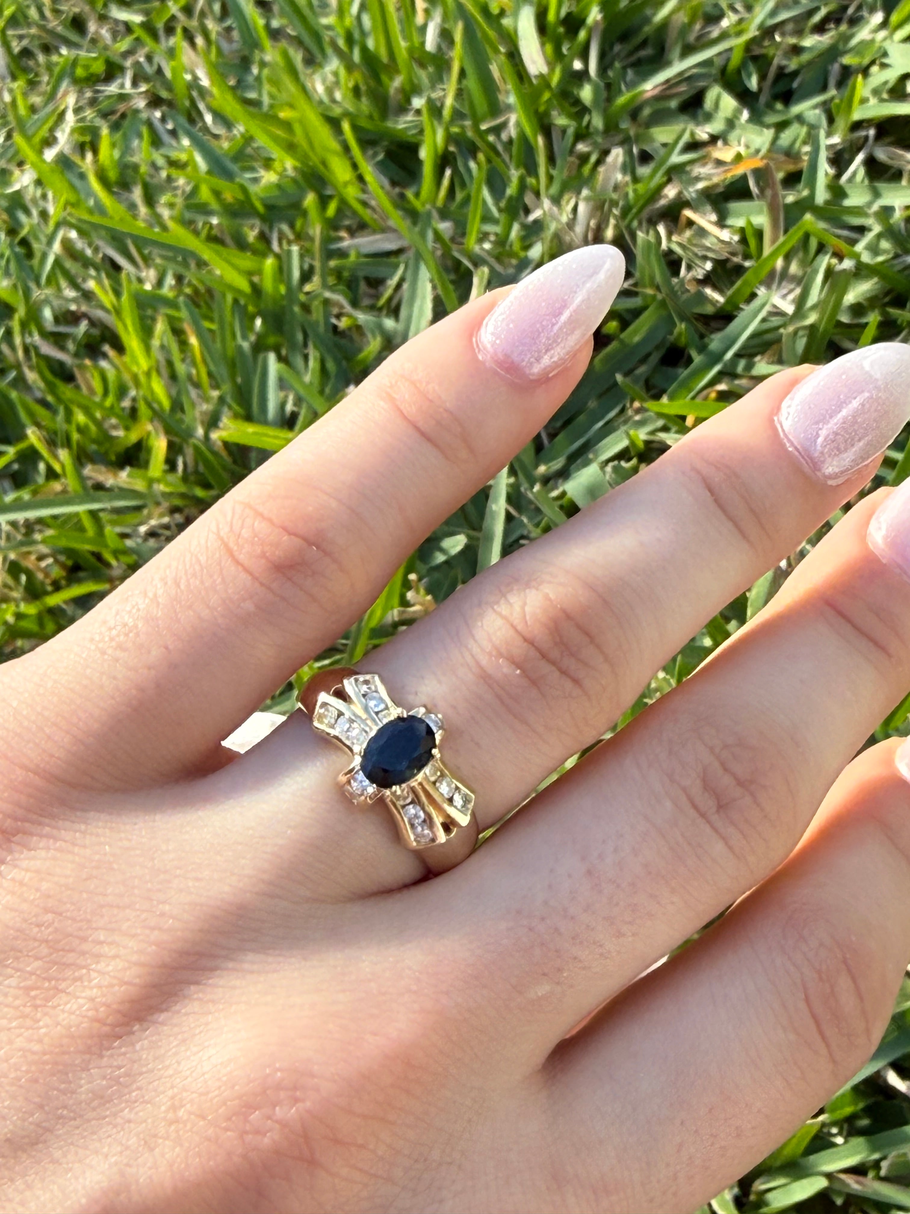14K Yellow Gold Australian Sapphire Ring with Natural Diamonds