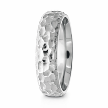 Load image into Gallery viewer, Men’s Hammered Wedding Band – 14K Gold Ring | White Gold
