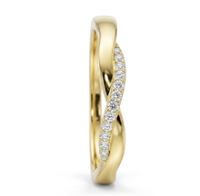 Load image into Gallery viewer, 18K Yellow Gold Twist Diamond Wedding Band 0.22ct Natural Diamonds
