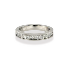 Load image into Gallery viewer, Bead Set Pave Wedding Band
