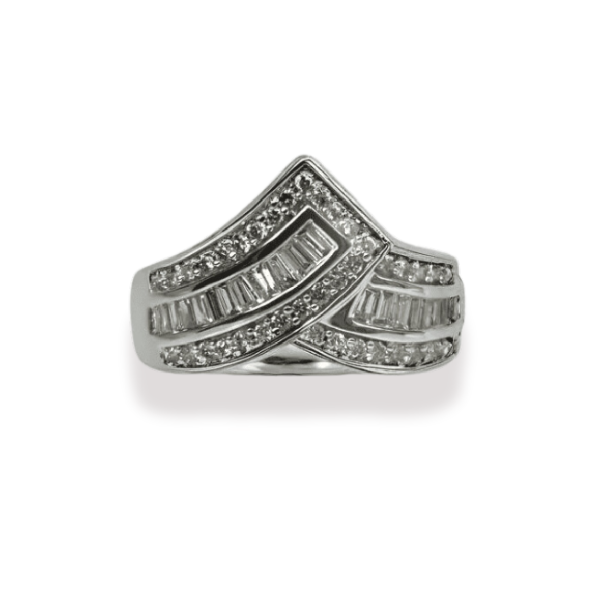 Ladies Ring with Natural Diamods