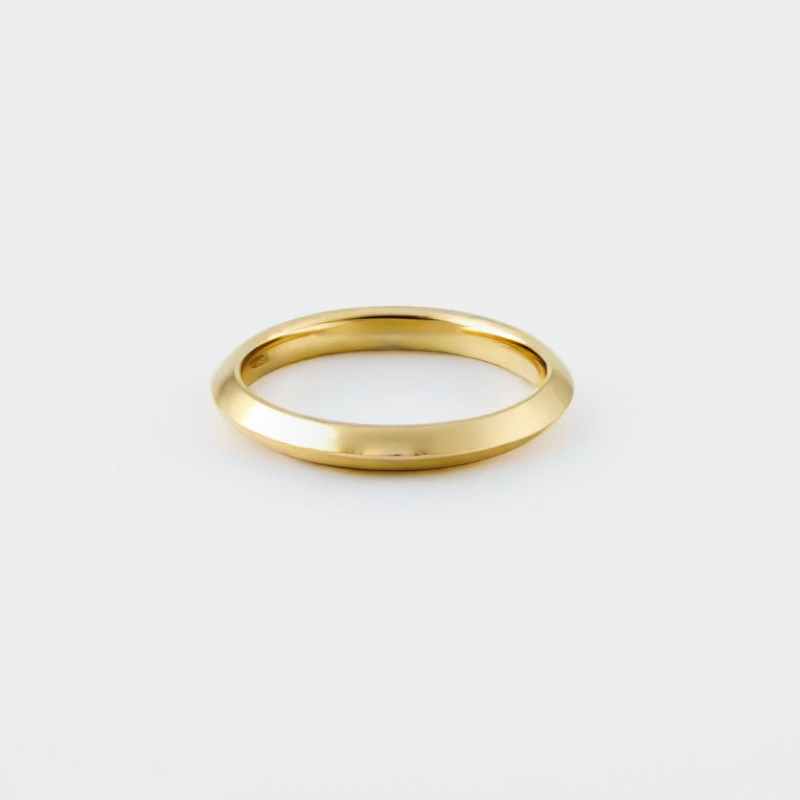 Yellow Gold Knife Edge Ladies Wedding Band