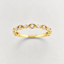 Load image into Gallery viewer, Yellow Gold Mezmerising Wedding Band
