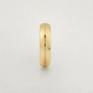 Gent's Centre Groove Wedding Ring