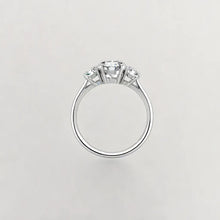 Load image into Gallery viewer, Three Stone Engagment Ring
