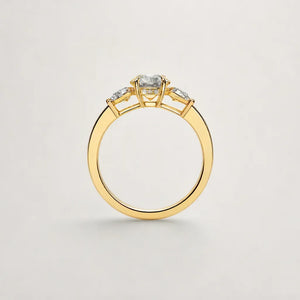 Tree Stone Pear Shape Sides Engagment Ring