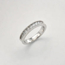 Load image into Gallery viewer, Bead Set Pave Wedding Band
