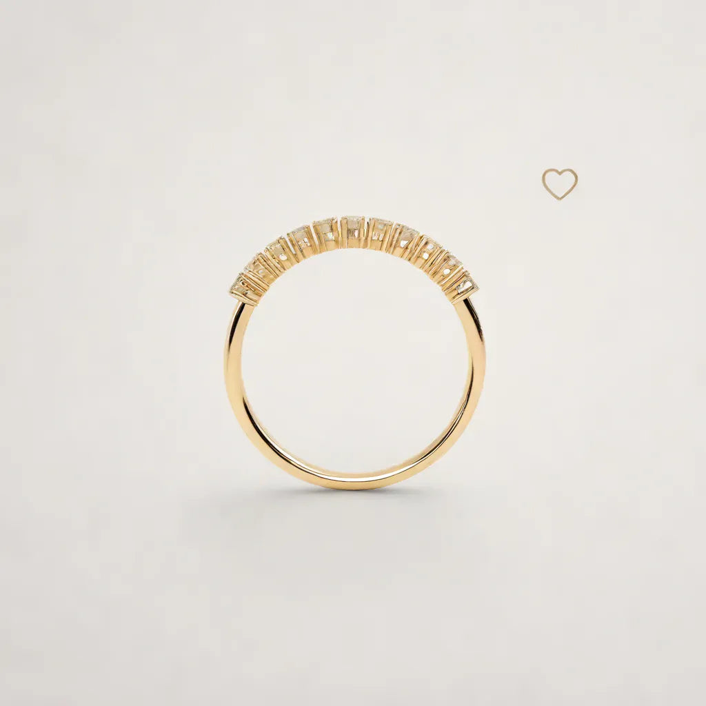 Three Claw Setting Style Yellow Gold Wedding Band
