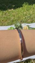 Load and play video in Gallery viewer, Rose Gold Circle Bangle, Round Slip On Bangle 10.8g, 5.4mm Thick Polished Gold Bracelet
